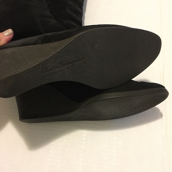 SALVATORE FERRAGAMO Suede Wedges Boots Size 8 1/2 - Picture 7 of 9